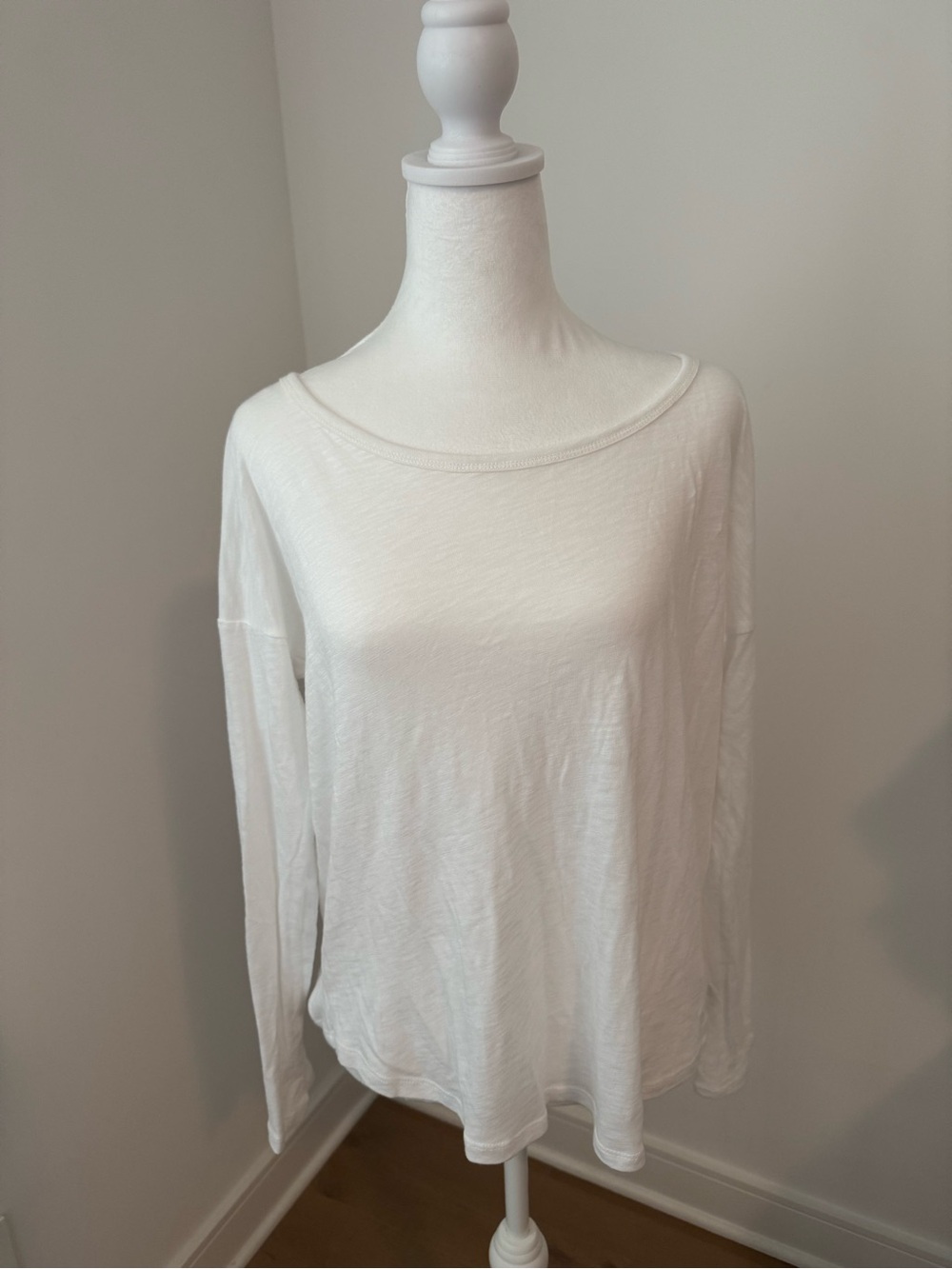 Splendid White Long-Sleeve Women's Tshirt